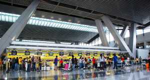 Asian Aviation: Terminal NAIA 3 Manila Airport