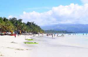 Philippines island Boracay, tourism boost Philippine economy
