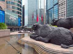 Hongkongs Hang Seng Index öffnet sich für ""New Economy" Aktien.